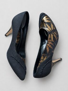 Vintage Jasmin Black & Bronze Pointed Toe Kitten Heels Size 5.5